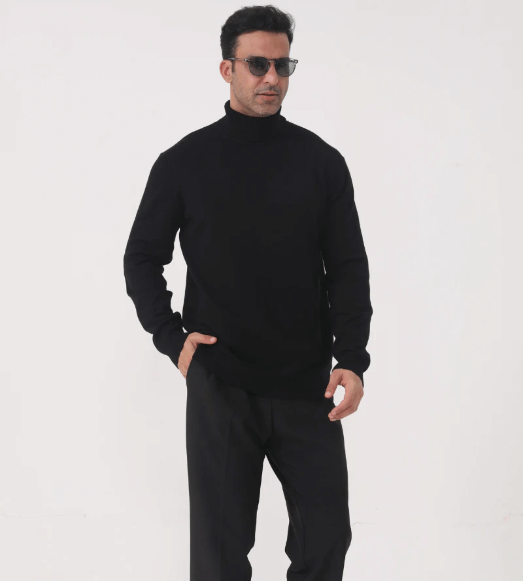 Luxury Wool Turtleneck Sweater – Warm, Soft & Timeless Knitwear2